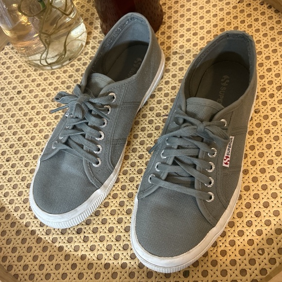 Superga Women’s Gray Sneakers - Picture 2 of 3